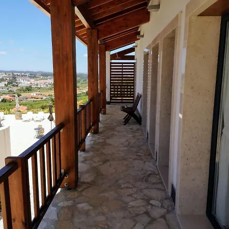 The Olive Hill Alojamento de Acomodação e Pequeno-almoço 4*