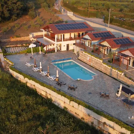 The Olive Hill Bed & Breakfast *
