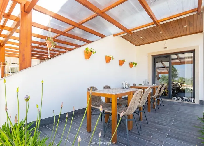 ベッド・アンド・ブレックファスト The Olive Hill 4*